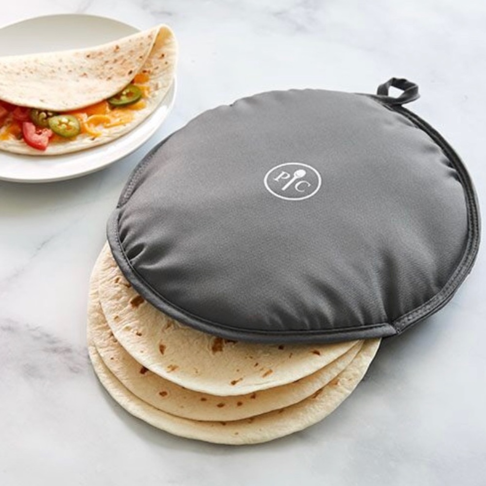 NEW! Pampered Chef tortilla warmer